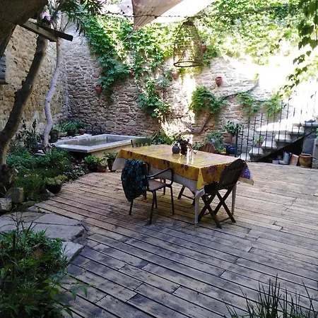 La Maison Aux Oiseaux Gasthuis Aubais